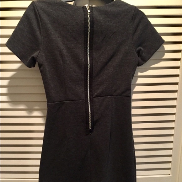 Charcoal grey crew neck mini - Picture 2 of 2